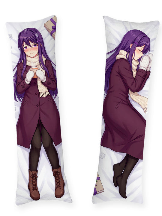 Dakimakura Yuri DDLC Cappotto Invernale e Sciarpa